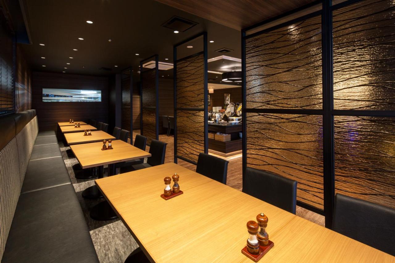 Hotel Mystays Shin Osaka Conference Center Exteriör bild